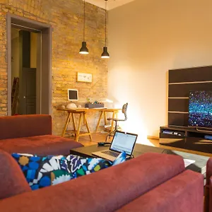 Summerstreetseven Apartment Budapest